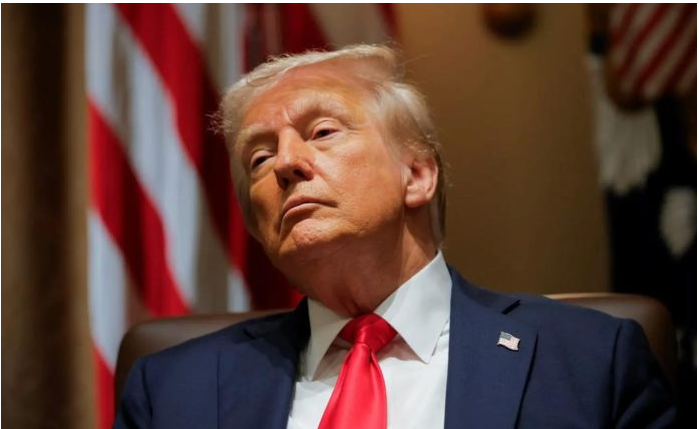 特朗普在以色列议会发表讲话,称赞和平取得历史性突破